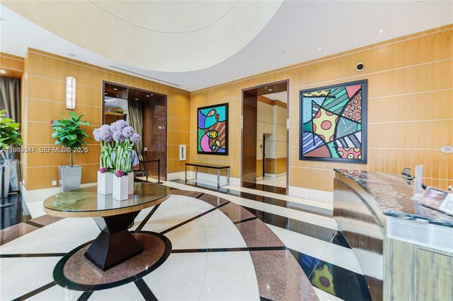 253 NE 2nd St 1007, Miami, FL 33132