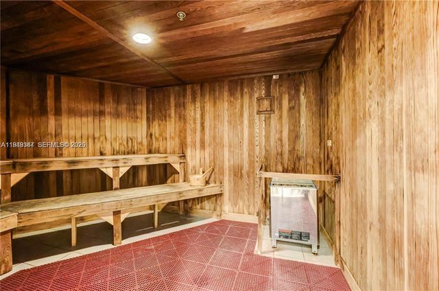 253 NE 2nd St 1007, Miami, FL 33132