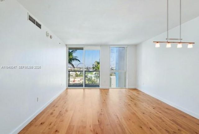 253 NE 2nd St 1007, Miami, FL 33132