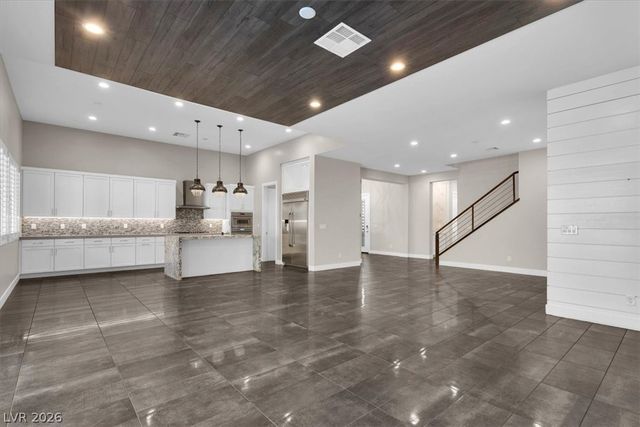 12374 Skyracer Drive, Las Vegas, NV 89138