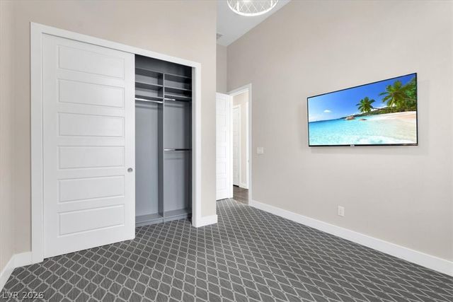 12374 Skyracer Drive, Las Vegas, NV 89138