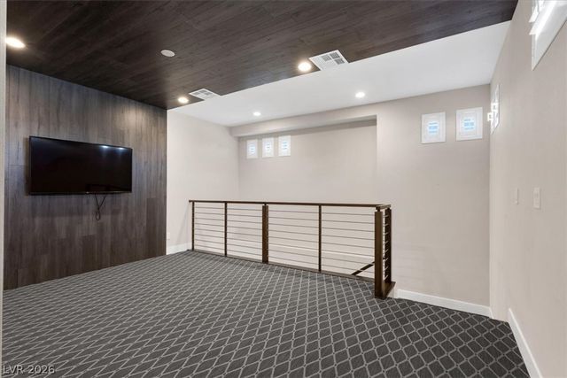 12374 Skyracer Drive, Las Vegas, NV 89138