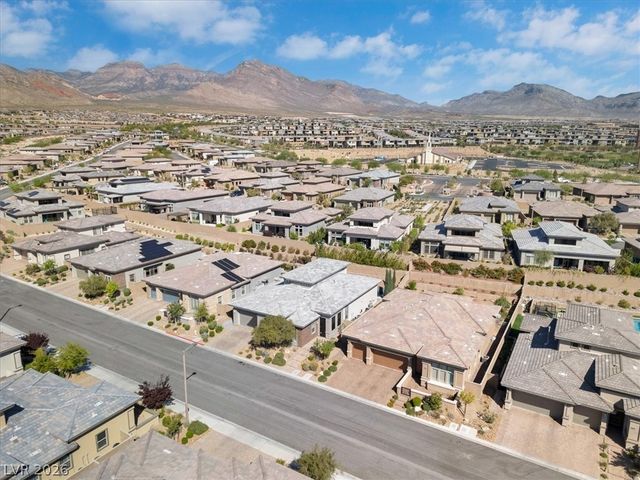 12374 Skyracer Drive, Las Vegas, NV 89138