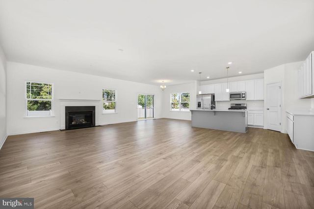 5648 TRAFALGAR CIR, Tilghman, MD 21671