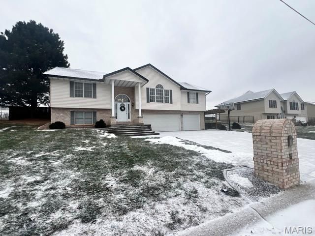 10 Hibiscus Lane, Hannibal, MO 63401