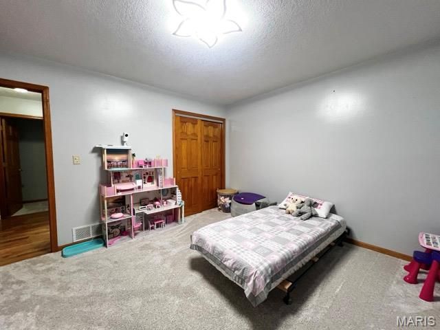 10 Hibiscus Lane, Hannibal, MO 63401