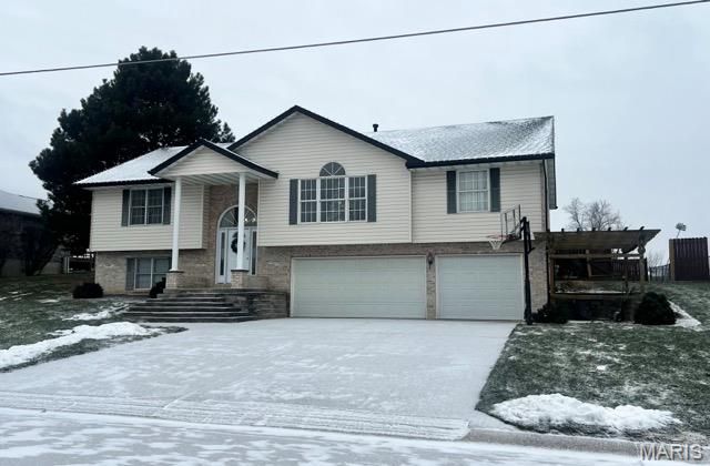 10 Hibiscus Lane, Hannibal, MO 63401