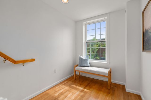 64 Constitution Rd 64, Boston, MA 02129