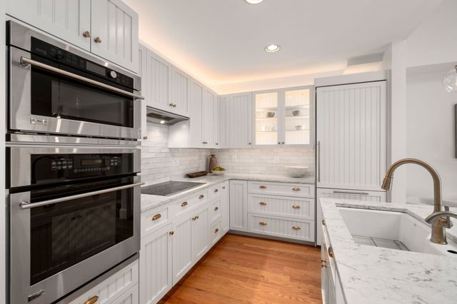 64 Constitution Rd 64, Boston, MA 02129
