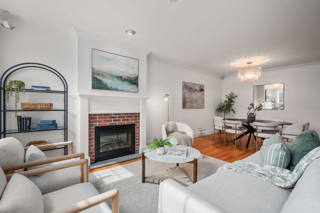 64 Constitution Rd 64, Boston, MA 02129