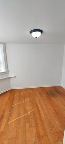 2215 S Albany Avenue 1F, Chicago, IL 60623