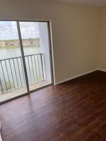 8600 N Sherman Circle 502, Miramar, FL 33025