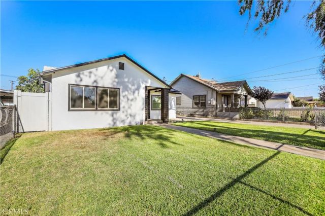 1024 Lawton, Redlands, CA 92374