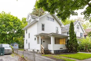 47 Rosalind St, Rochester, NY 14619