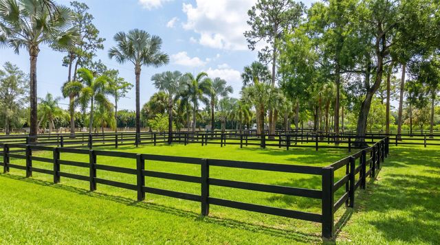 1037 F Road, Loxahatchee Groves, FL 33470