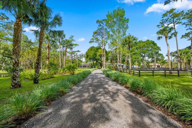 1037 F Road, Loxahatchee Groves, FL 33470