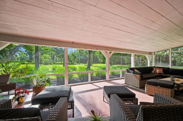 1037 F Road, Loxahatchee Groves, FL 33470