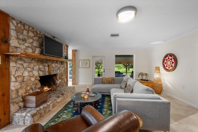 1037 F Road, Loxahatchee Groves, FL 33470