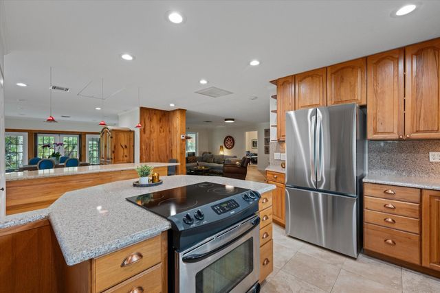 1037 F Road, Loxahatchee Groves, FL 33470