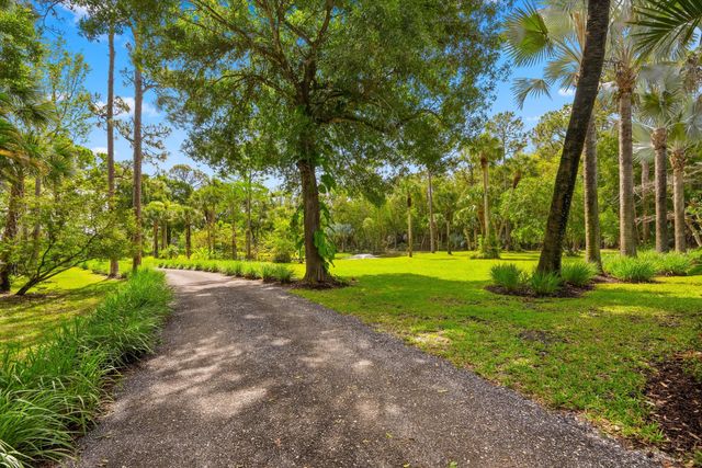 1037 F Road, Loxahatchee Groves, FL 33470