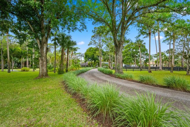 1037 F Road, Loxahatchee Groves, FL 33470
