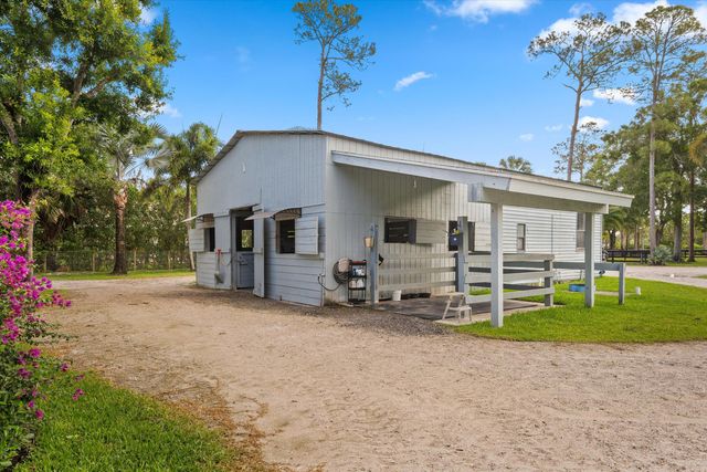 1037 F Road, Loxahatchee Groves, FL 33470