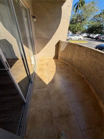 5199 NW 7th St 111, Miami, FL 33126