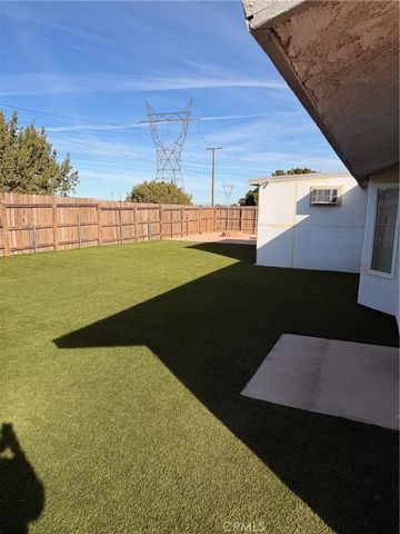9154 Coleridge, Oak Hills, CA 92344