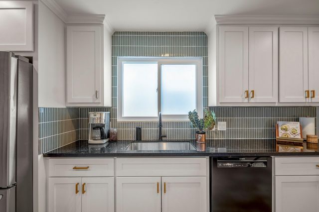 10735 Lynbrook Drive, Houston, TX 77042