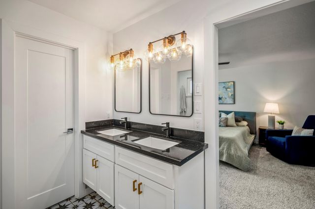 10735 Lynbrook Drive, Houston, TX 77042