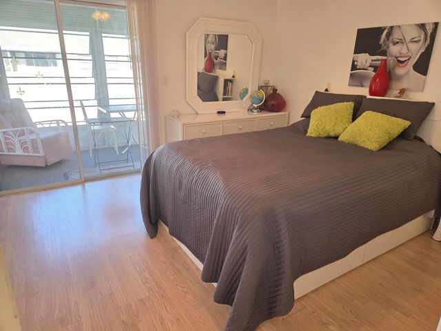 2180 Lake Osborne Drive 19, Lake Worth Beach, FL 33461