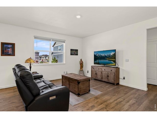 2555 Siskin Way, Johnstown, CO 80534