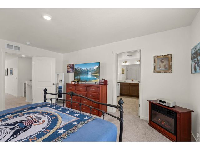 2555 Siskin Way, Johnstown, CO 80534