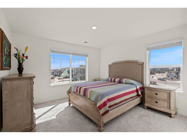 2555 Siskin Way, Johnstown, CO 80534