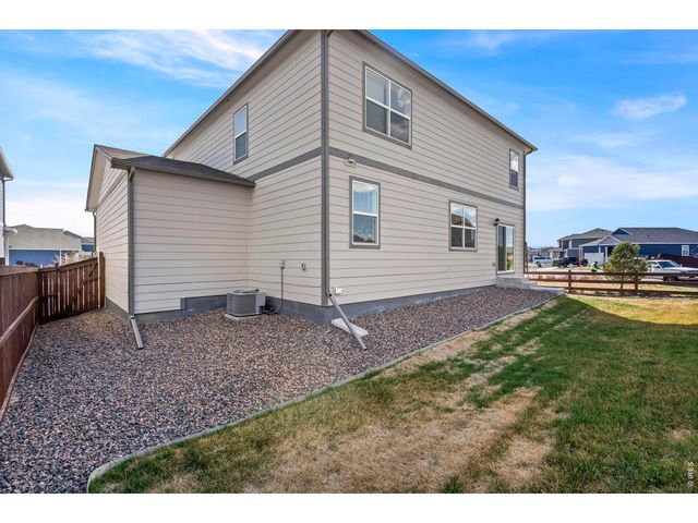 2555 Siskin Way, Johnstown, CO 80534