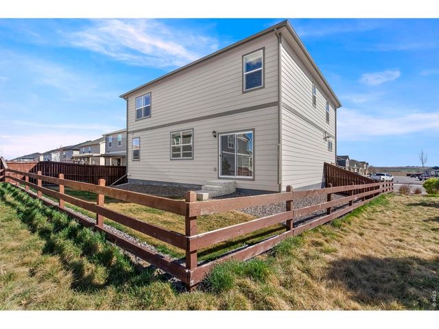 2555 Siskin Way, Johnstown, CO 80534