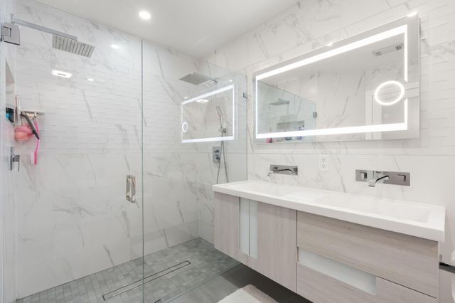 52 Gables Boulevard, Weston, FL 33326