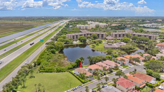 52 Gables Boulevard, Weston, FL 33326