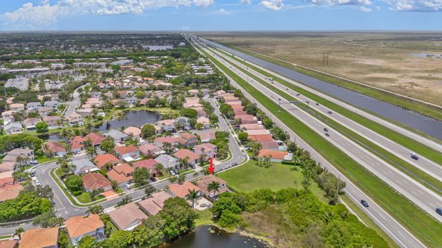 52 Gables Boulevard, Weston, FL 33326