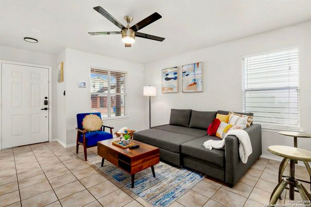 415 MAHOGANY CHEST, San Antonio, TX 78249