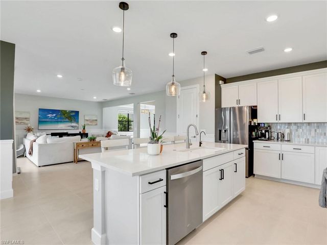 20179 Napa LOOP, Estero, FL 33928