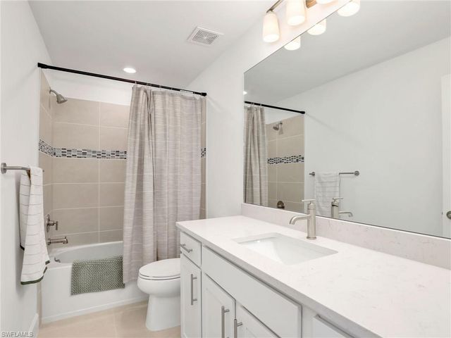 20179 Napa LOOP, Estero, FL 33928