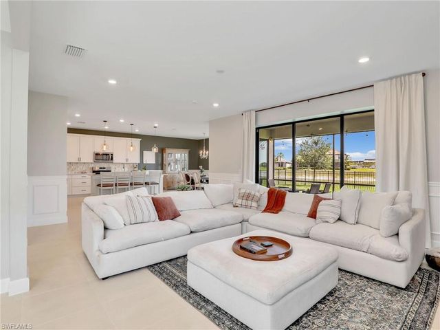 20179 Napa LOOP, Estero, FL 33928