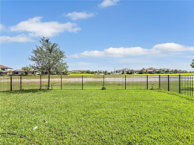 20179 Napa LOOP, Estero, FL 33928