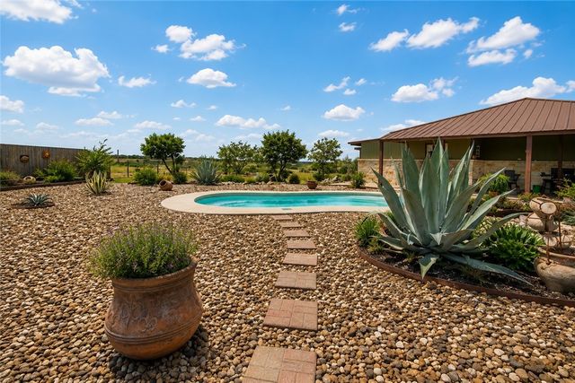 623 Nakishwana, Sandia, TX 78383
