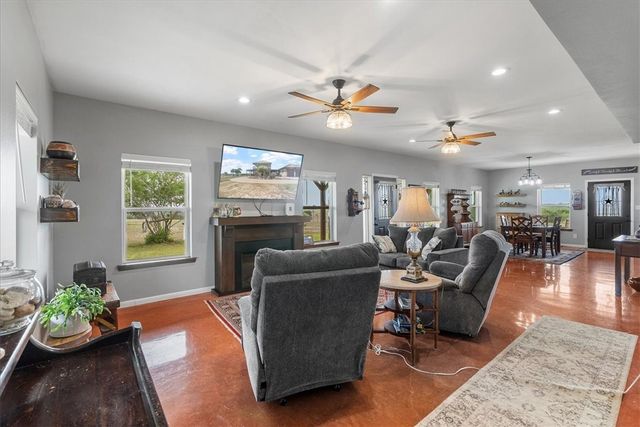 623 Nakishwana, Sandia, TX 78383