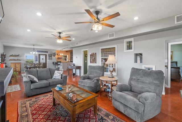 623 Nakishwana, Sandia, TX 78383