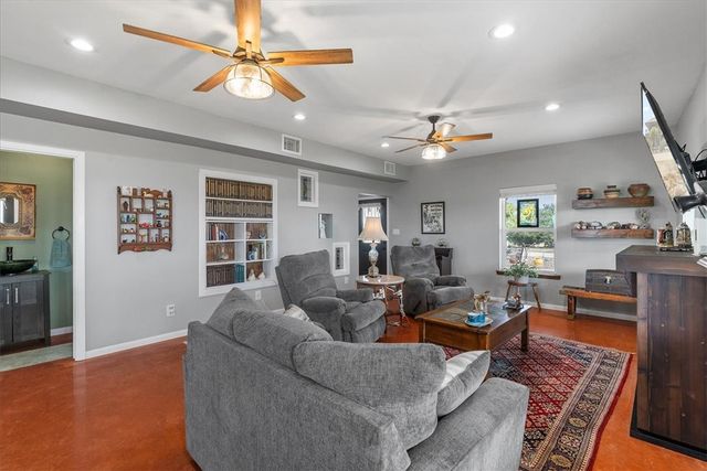 623 Nakishwana, Sandia, TX 78383