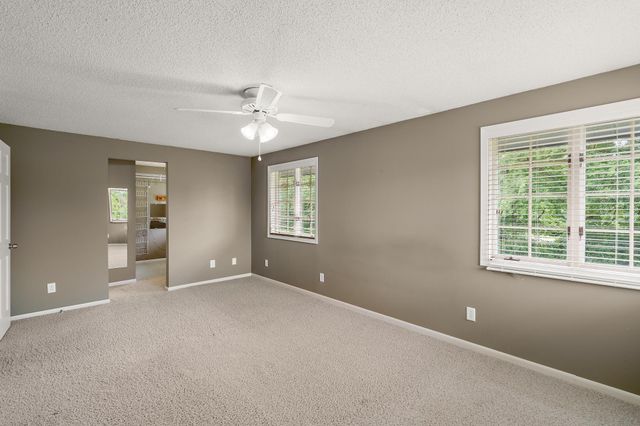 698 Badlands Road, Hudson, WI 54016