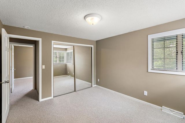 698 Badlands Road, Hudson, WI 54016